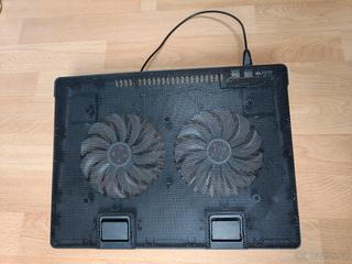 Chladící podložka pod notebook, 15", vypinac, 2xUSB, 2 vent