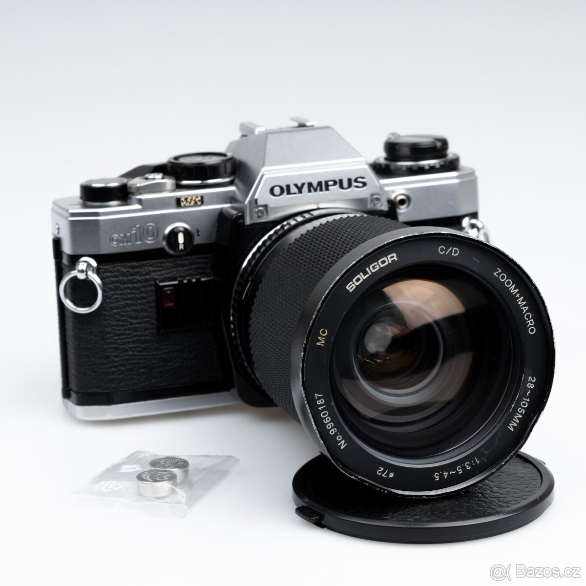Olympus OM-10 a objektiv 28-105mm
