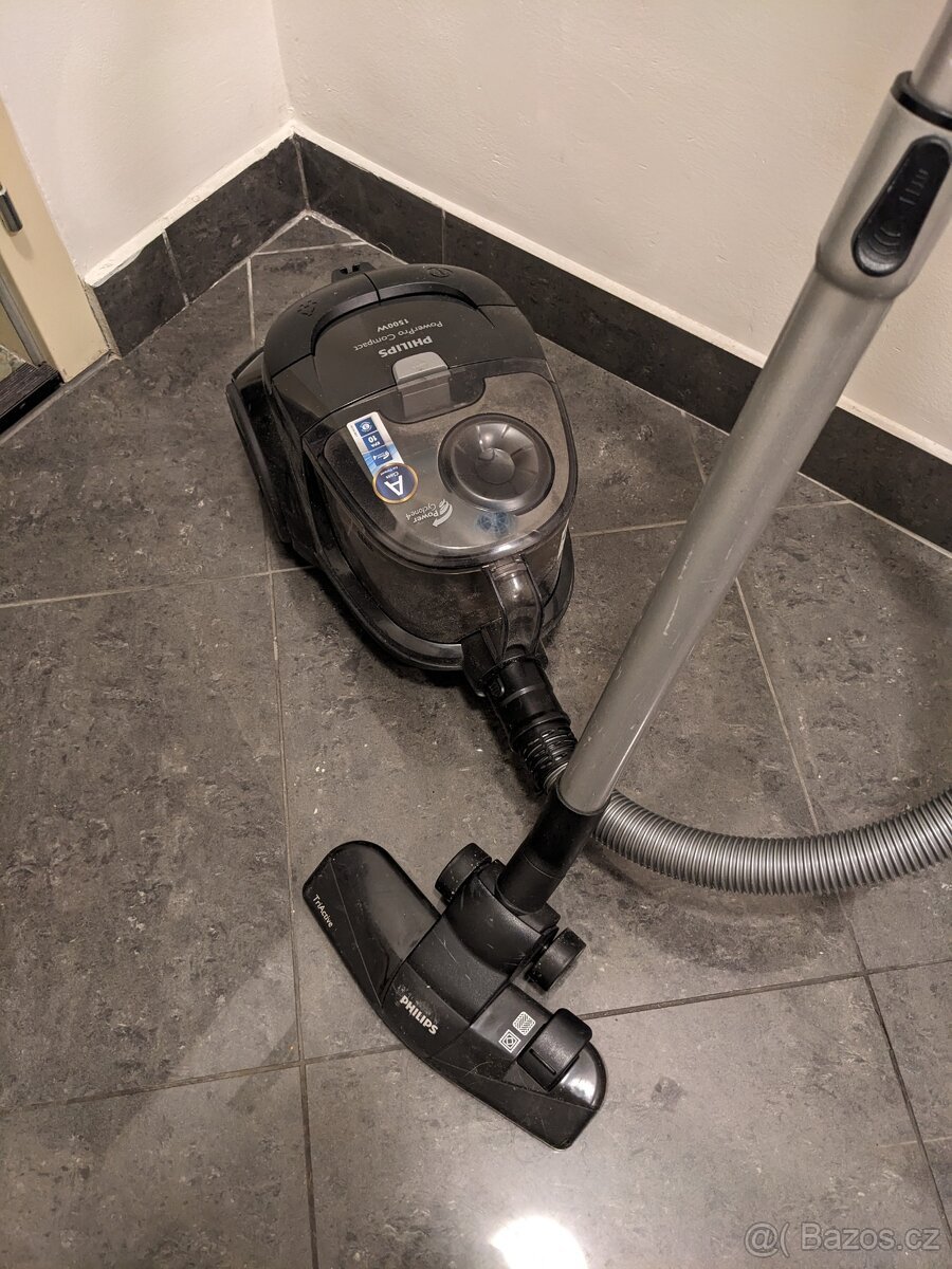 Vysavač Philips PowerPro compact