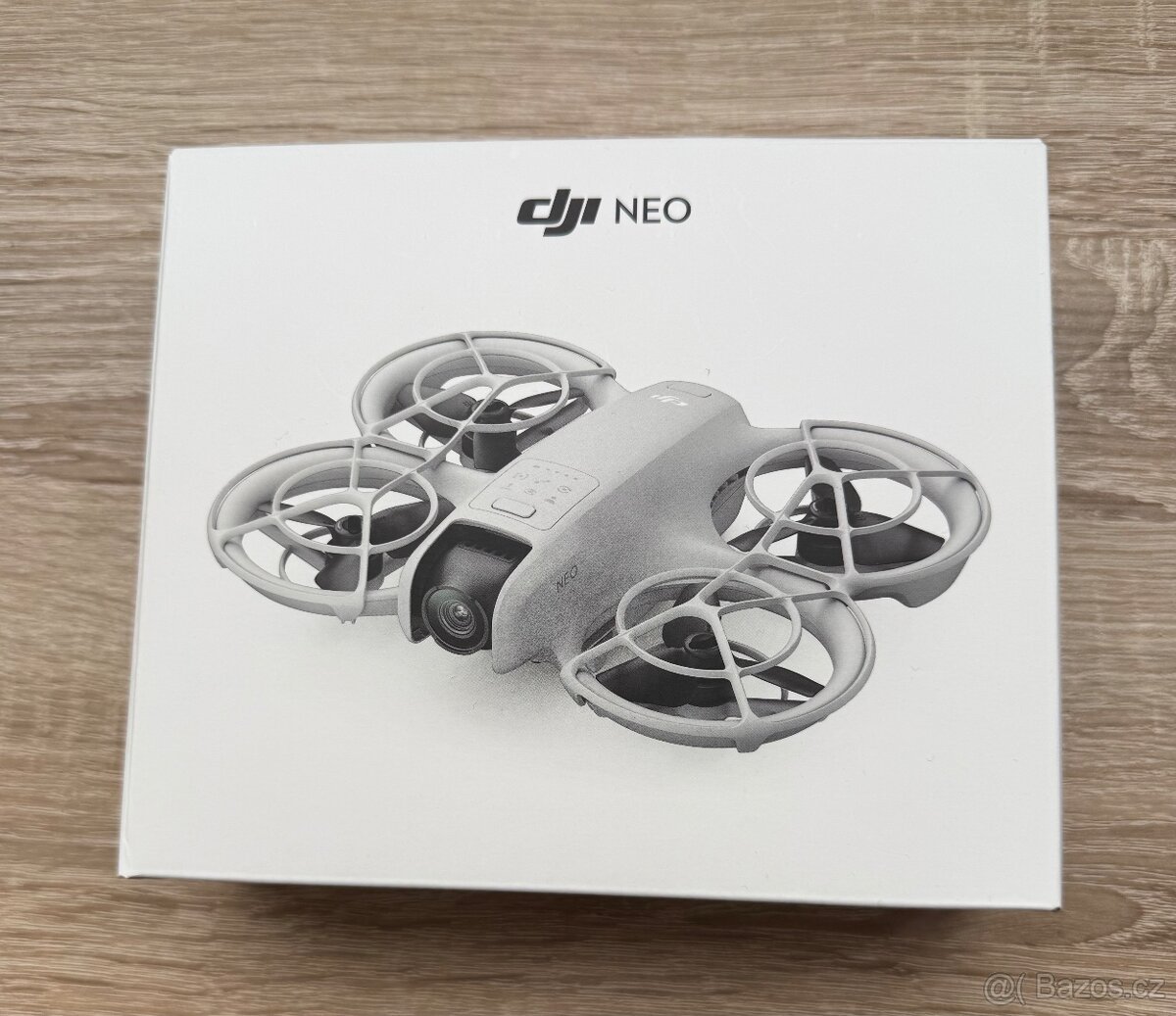 Nový dron DJI NEO