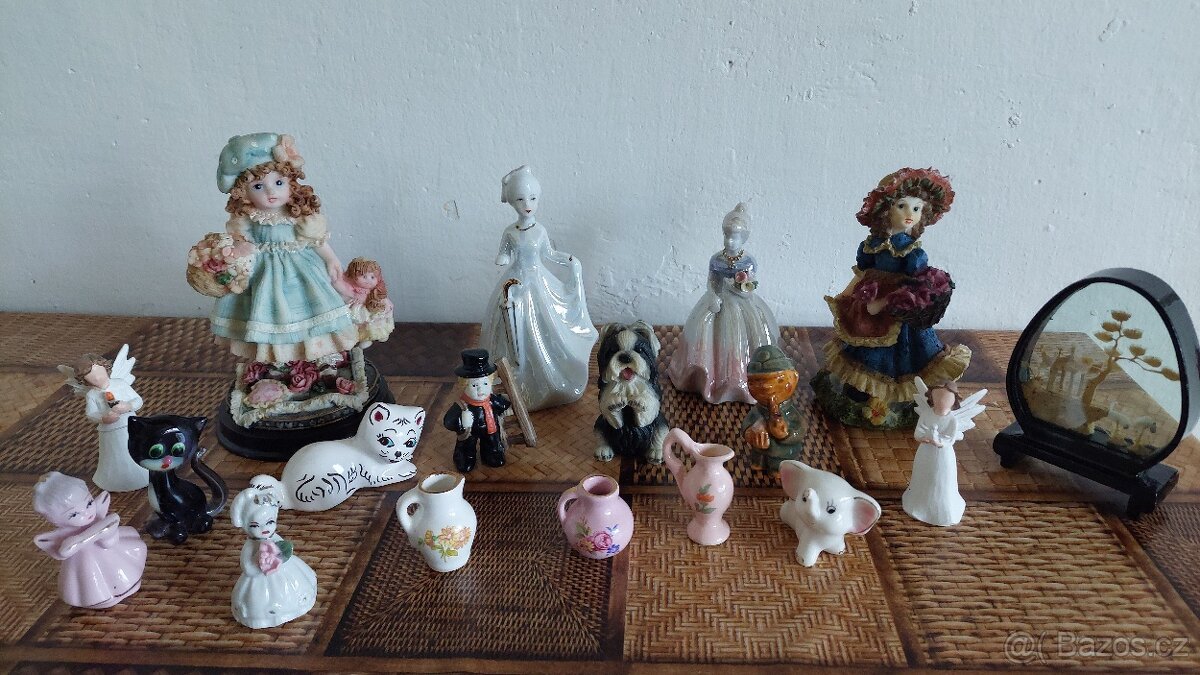 Porcelánové /keramické dekorace figurky, džbánečky, sošky.
