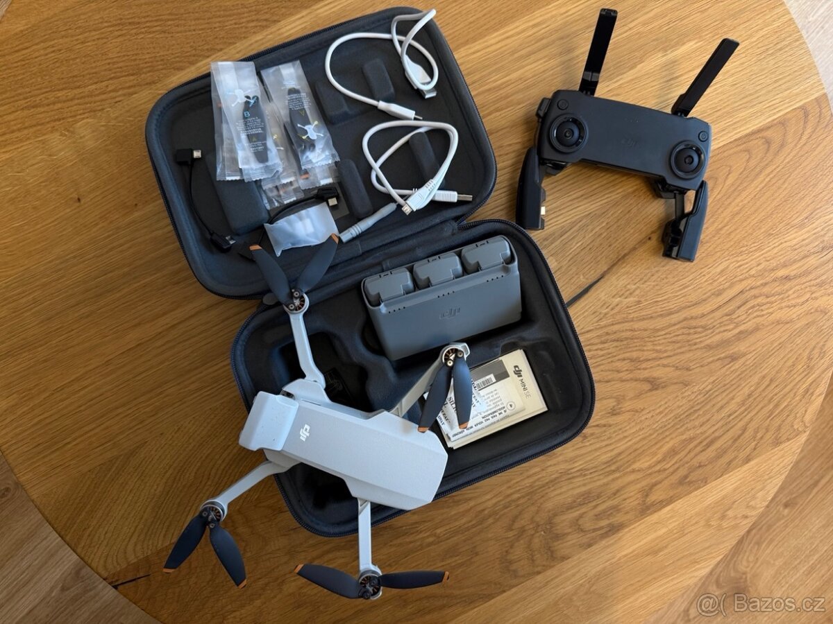 DJI Mini SE Fly More Combo – pouze 8 minut letu, kompletní