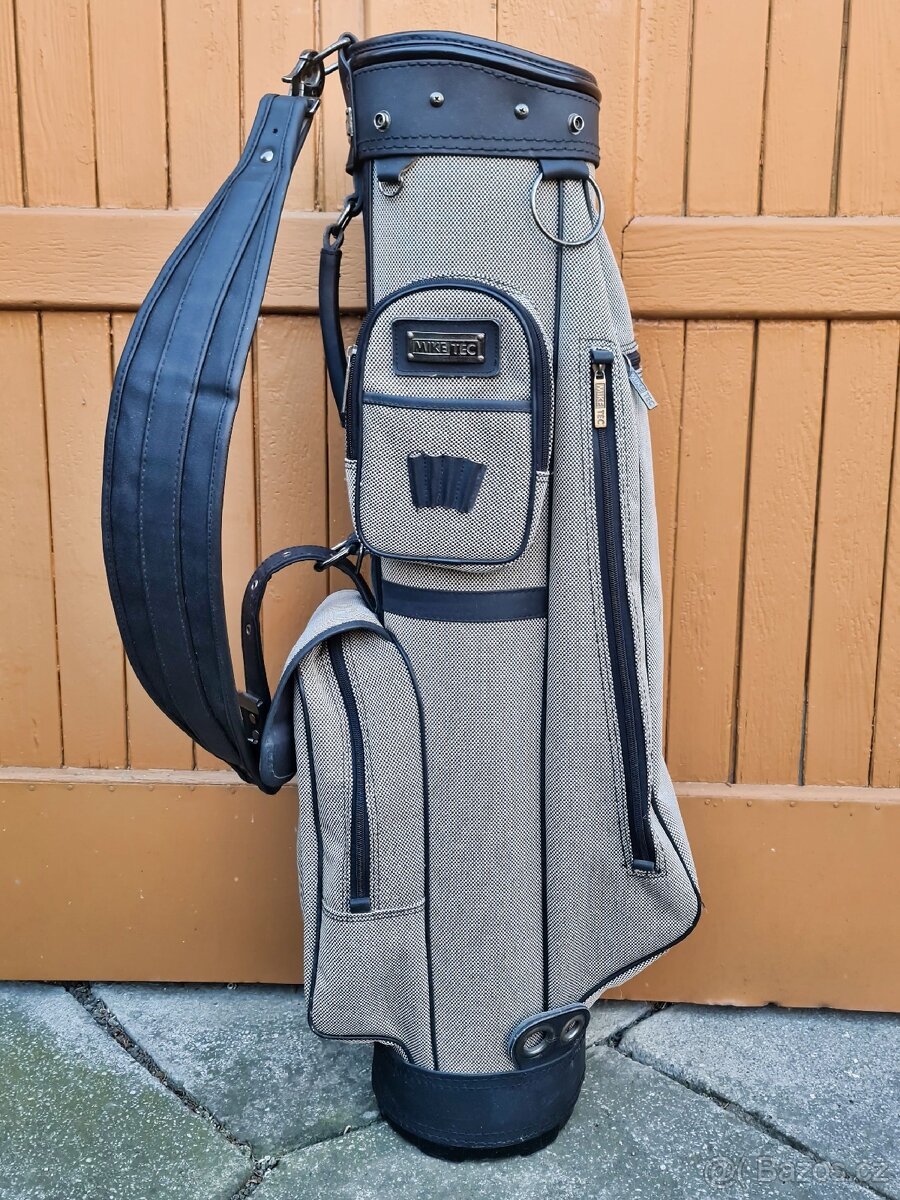 Golfové bagy, golfové hole