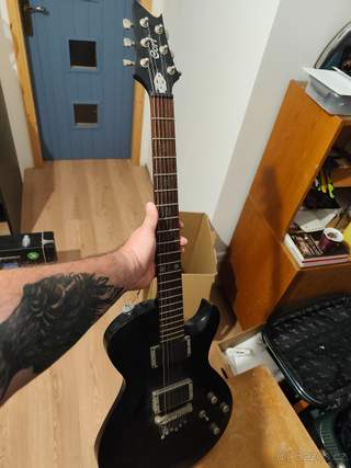 Elektrická kytara Cort EVL-Z4 – EMG
