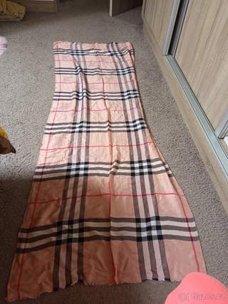 Šátek Burberry