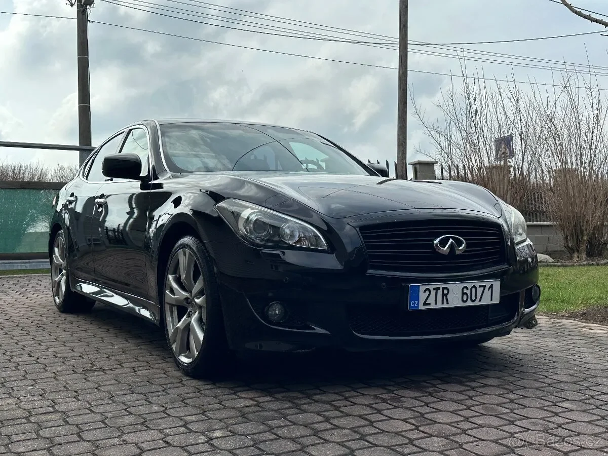 Infiniti M37, 2013, CZ původ, 110.000 km, Servis