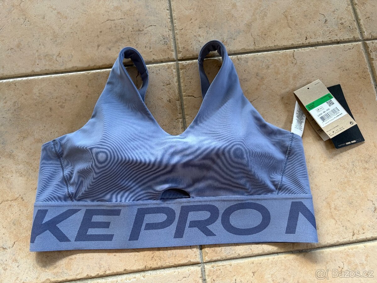 Nike nová