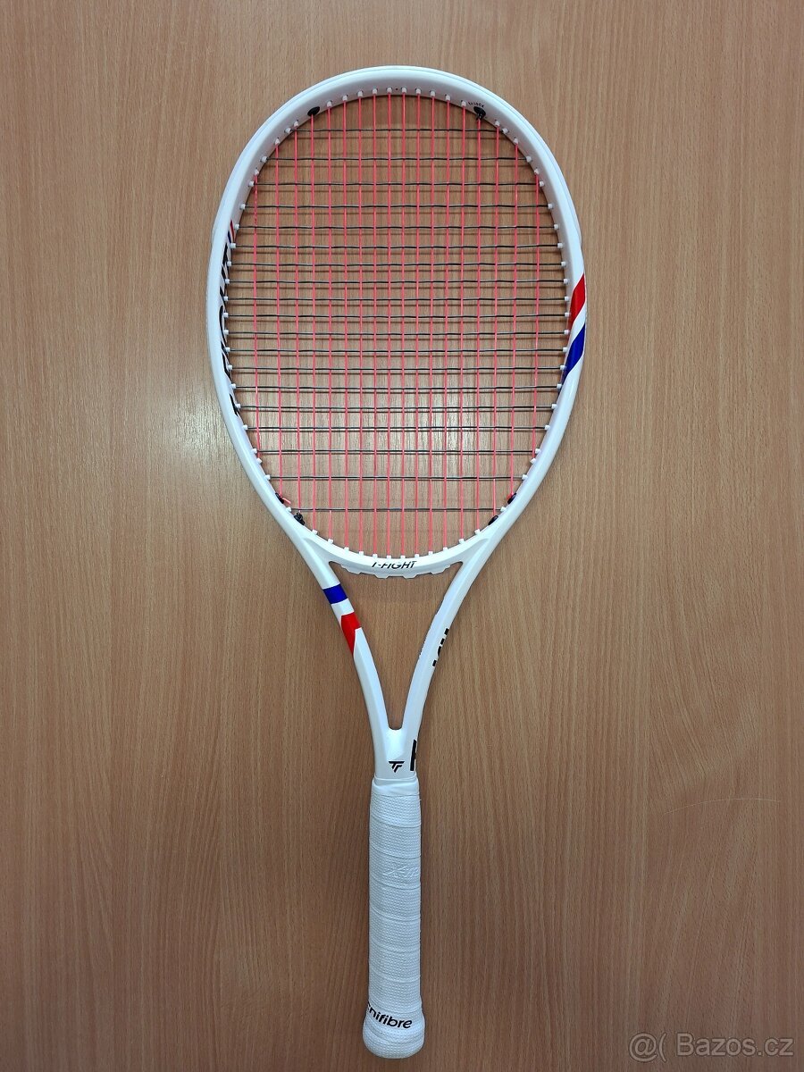 Tenisovou raketu Tecnifibre T-Fight 305 S