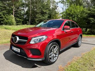 Mercedes Benz 350d 4matic 1.maj CZ TaZ 360kamera