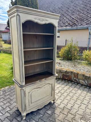 Vintage nabytek ve stylu Provence