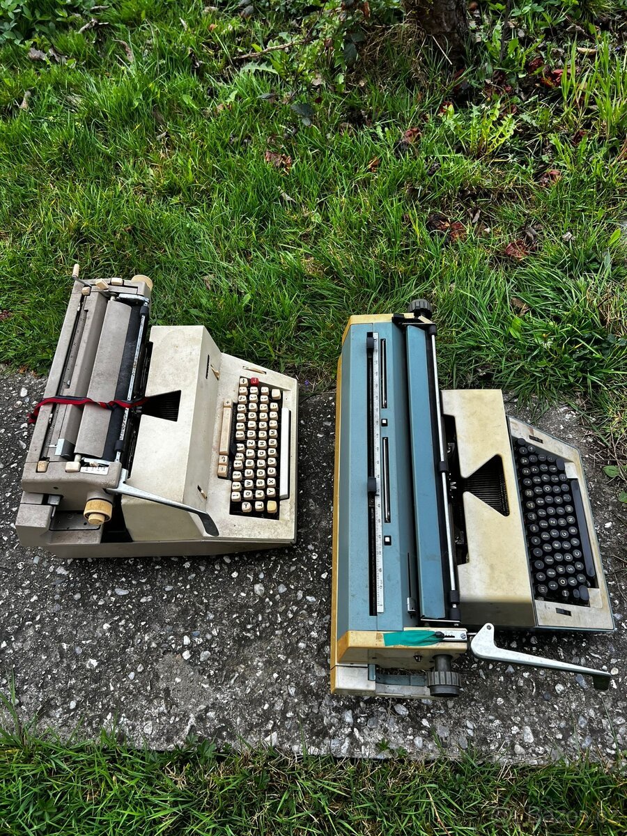 Psaci stroj Consul -2 kusy