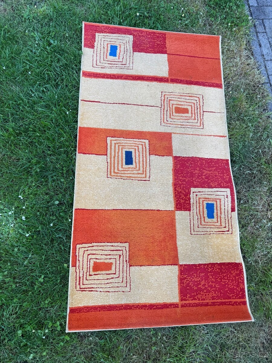 Prodám set koberců