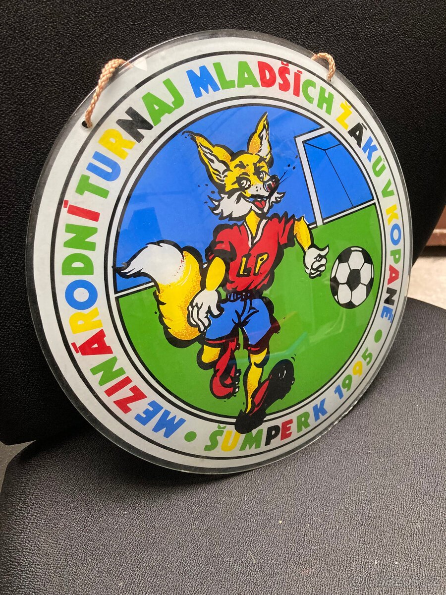 Fotbalová trofej mezinárodní turnaj 1995 za 400 kč