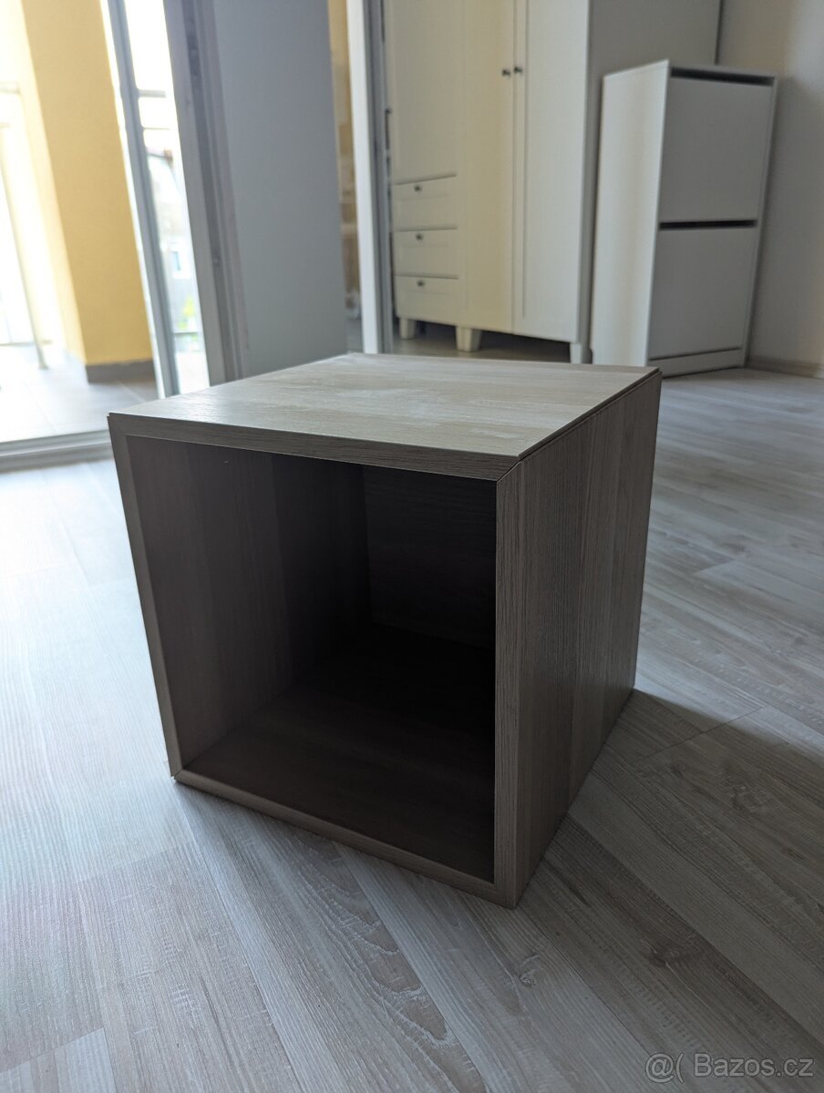 skříňka IKEA EKET