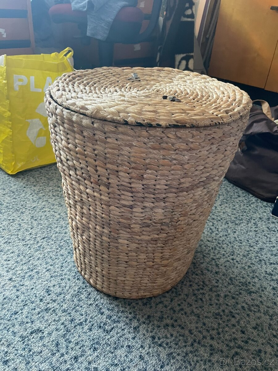 pletený koš