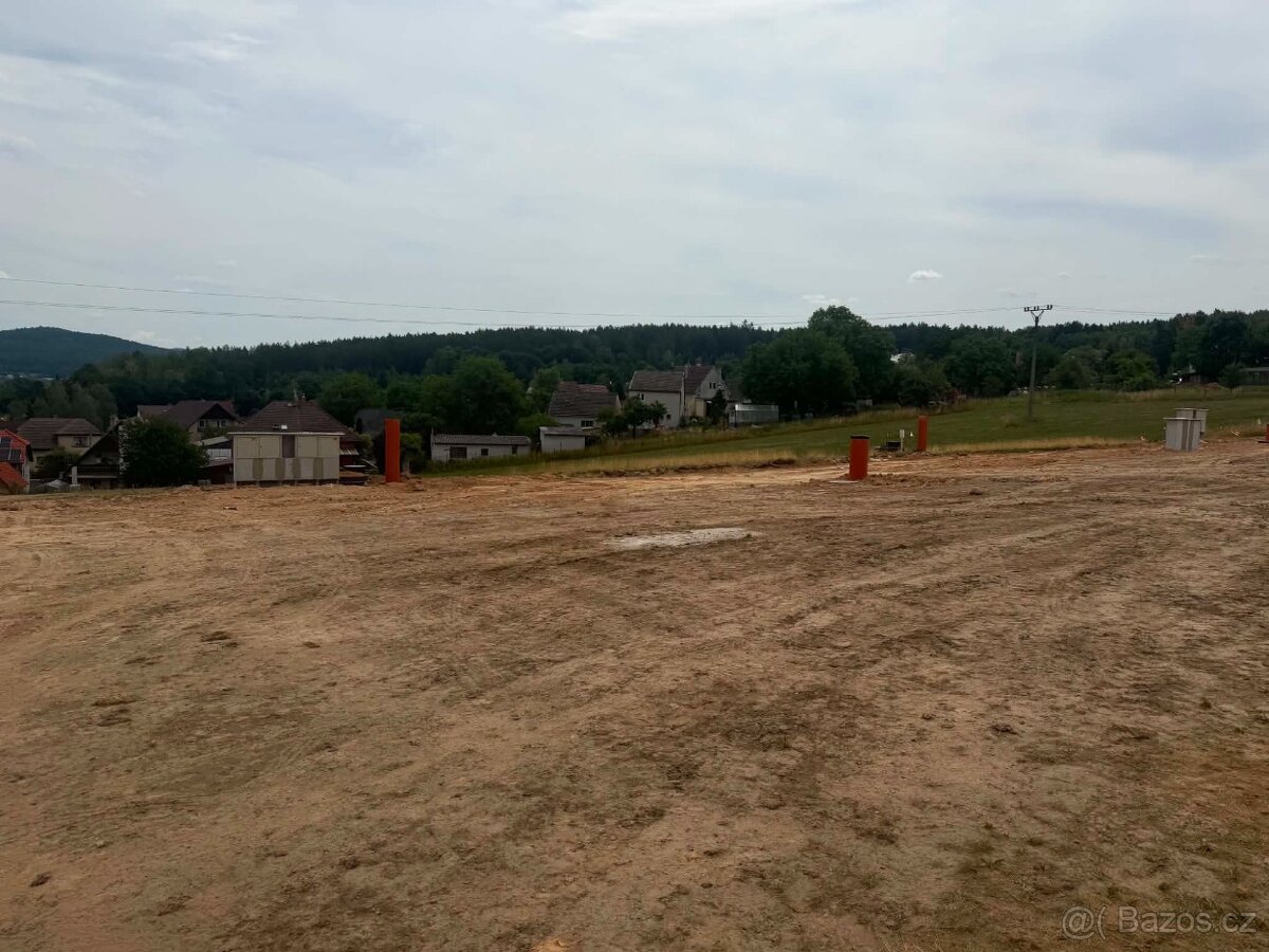 Prodej stavebního pozemku o výměře 627 m² v Hrádku u Rokycan