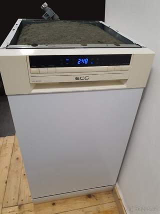 45cm moderní A+ myčka ECG pod pracovní desku 9 sad