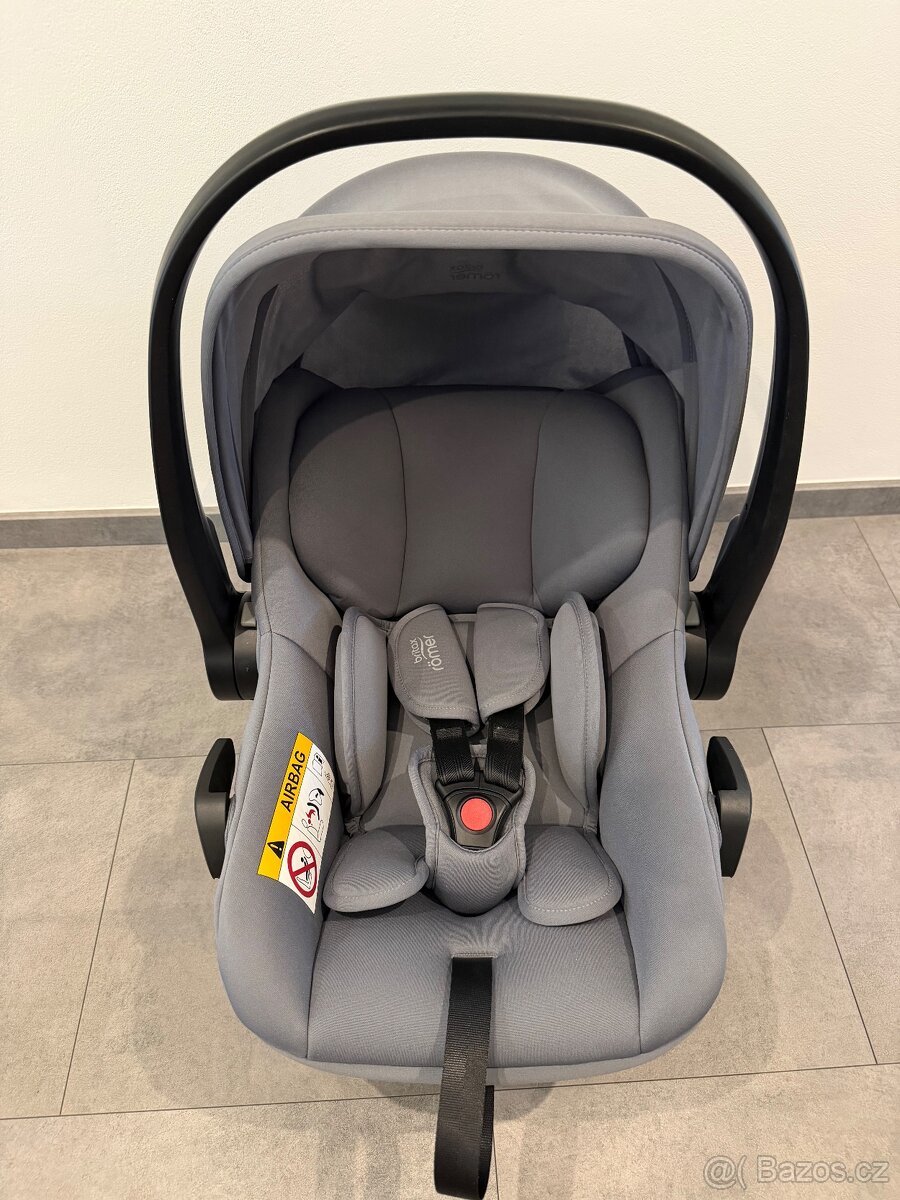 Britax Römer SET Autosedačka Baby-Safe Core + Baby-Safe Core