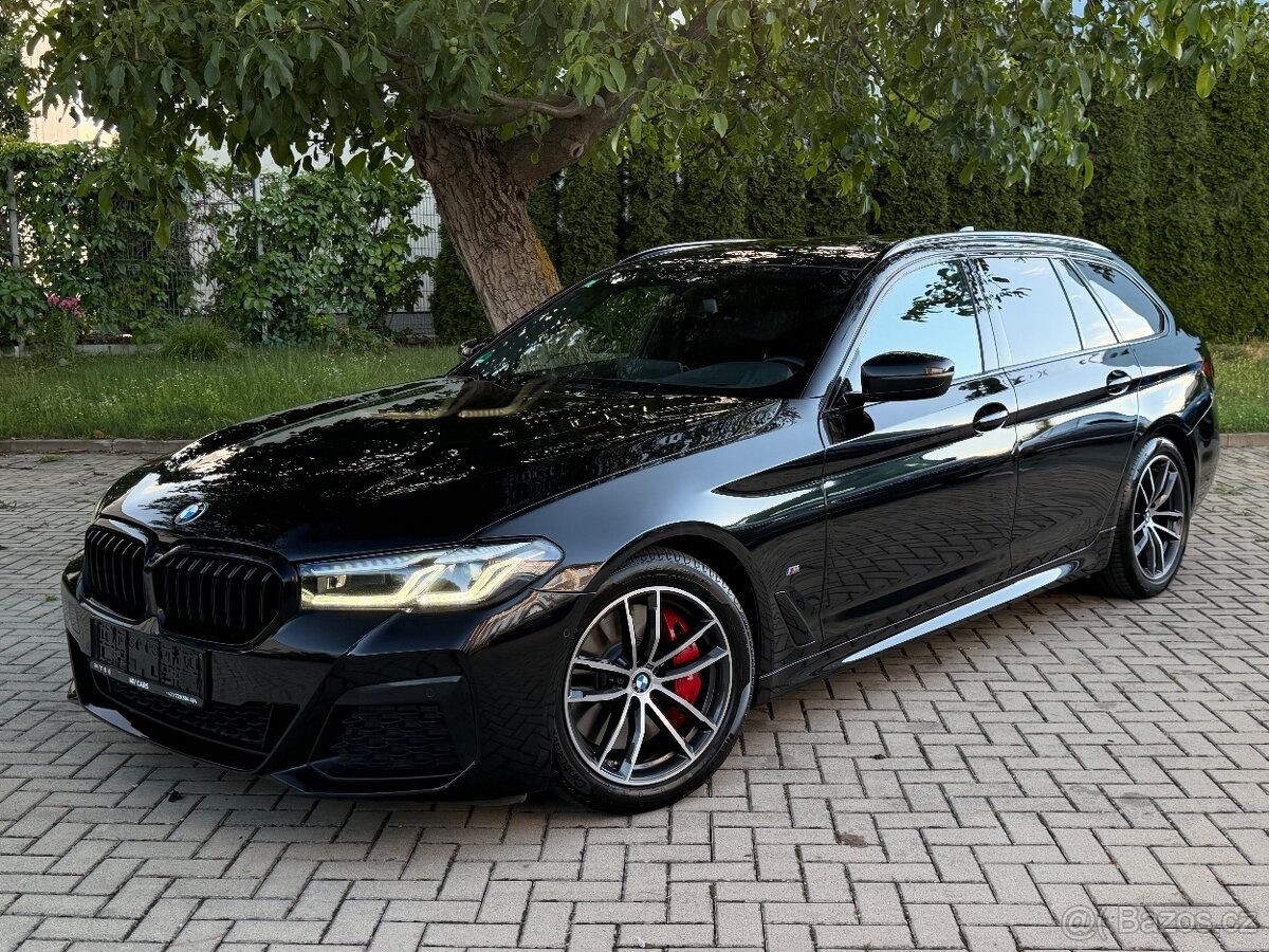 BMW 530d 210kW • G31 LCI • 2022 • M-PAKET • HUD •