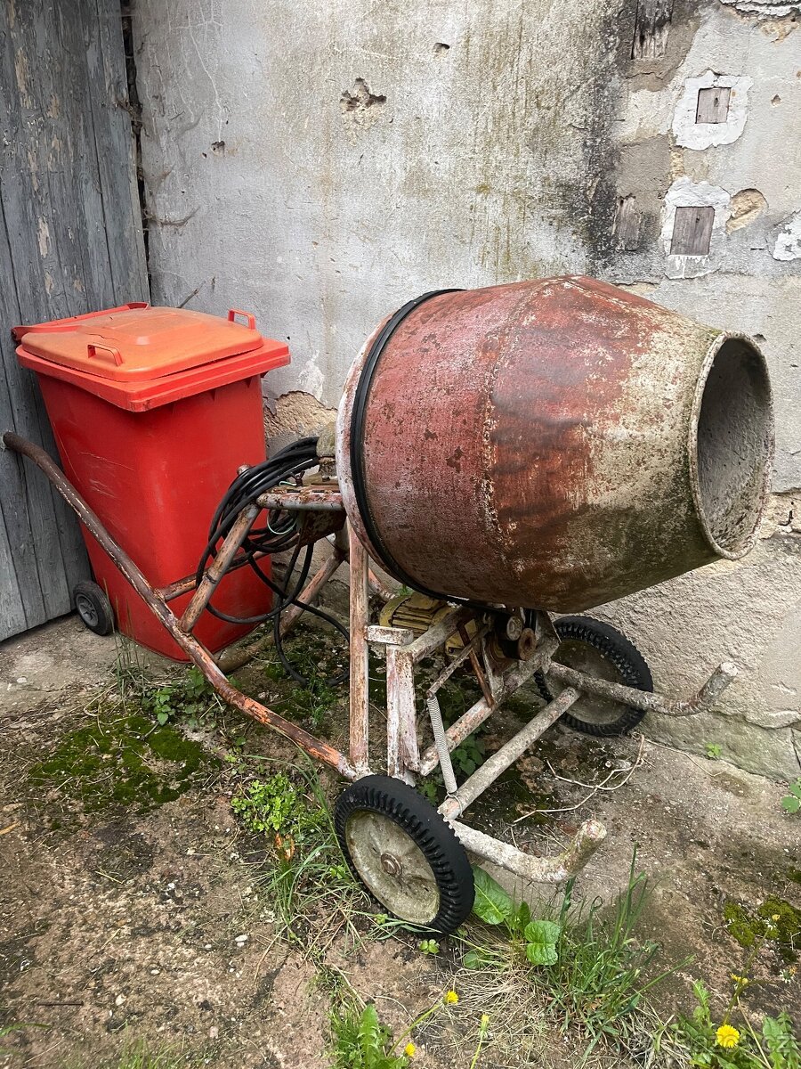 Míchačka na beton funkční