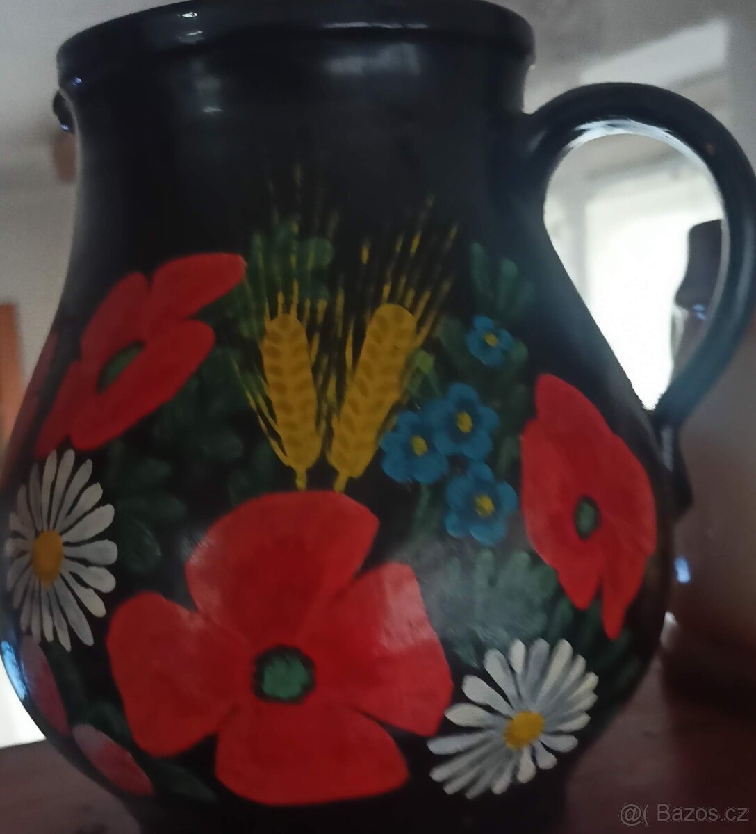 Pěkný velký retro keramický džbán malovaný - mák (výška 16cm