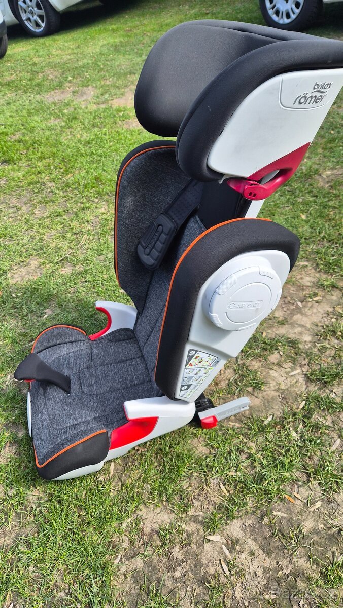 Autosedačka Britax Römer Kidfix 18-36kg