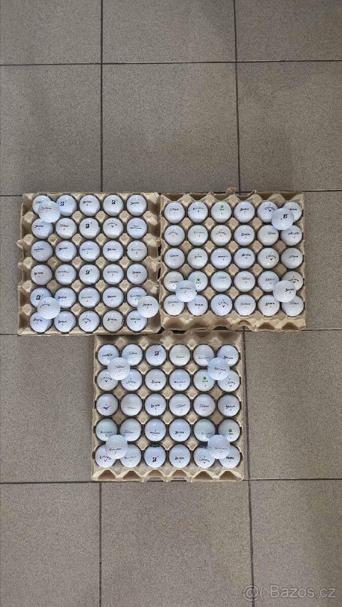 100 golfových míčků