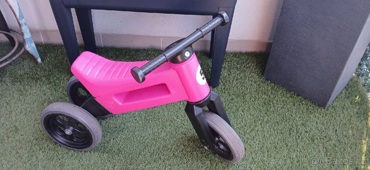 Odrážedlo FUNNY WHEELS