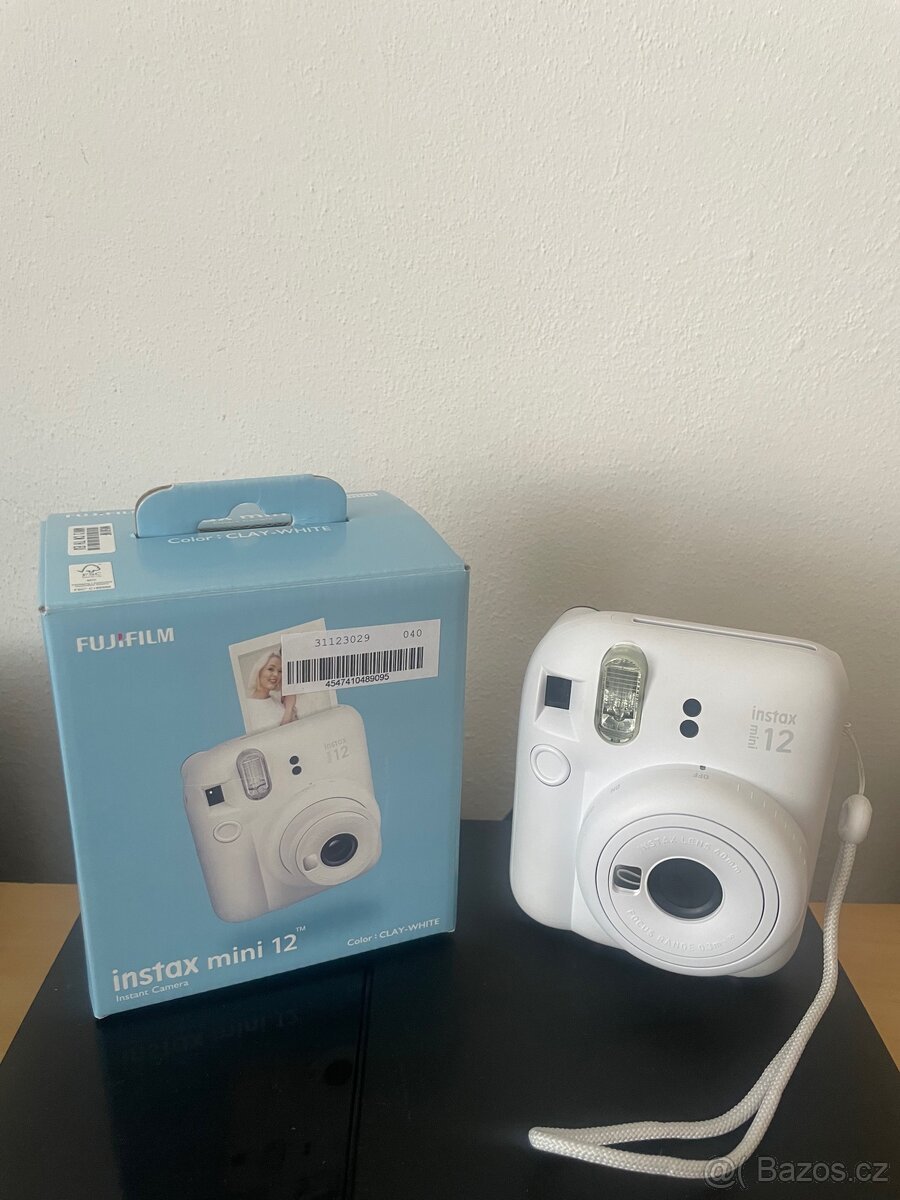 Fujifilm Instax Mini 12 – bílý + originální krabice
