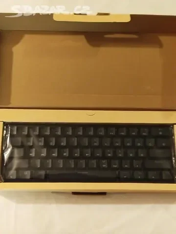 Optická mechanická herní klávesnice GK61