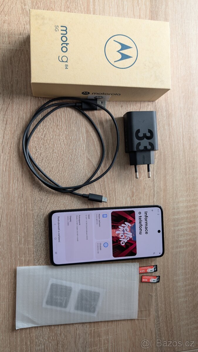 Motorola Moto G84 5G (12 GB RAM / 256 GB)