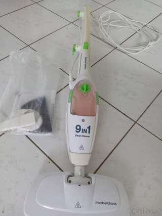 parní čistič Morphy Richards