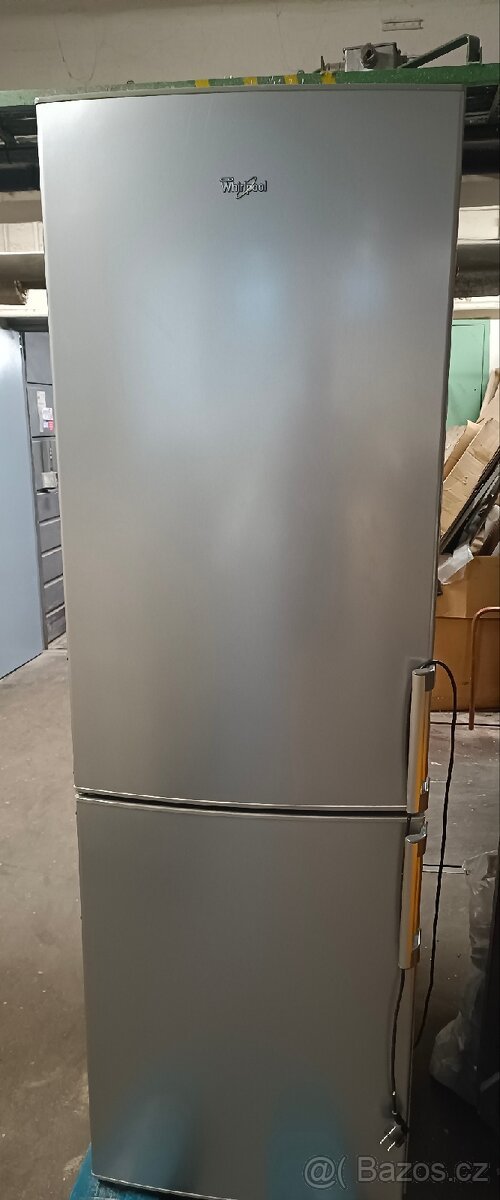 Kombinovaná lednička Whirlpool