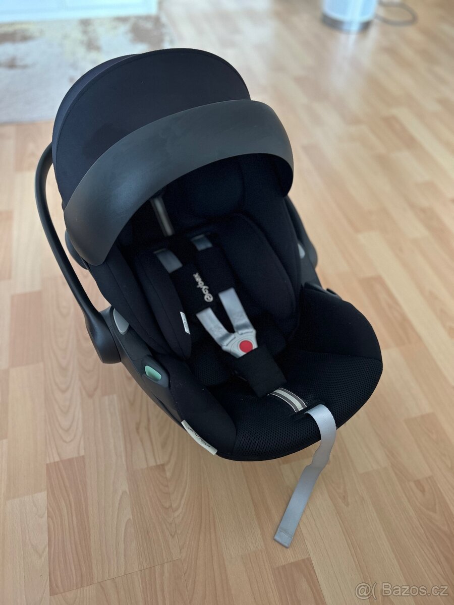 Autosedačka Cybex Cloud G i-Size Plus (Moon Black), top stav