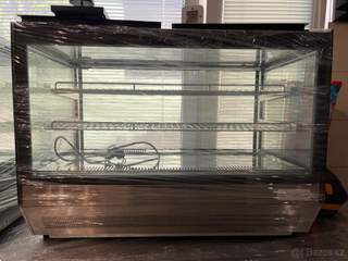 Chladicí vitrína Tefcold LCT900 F