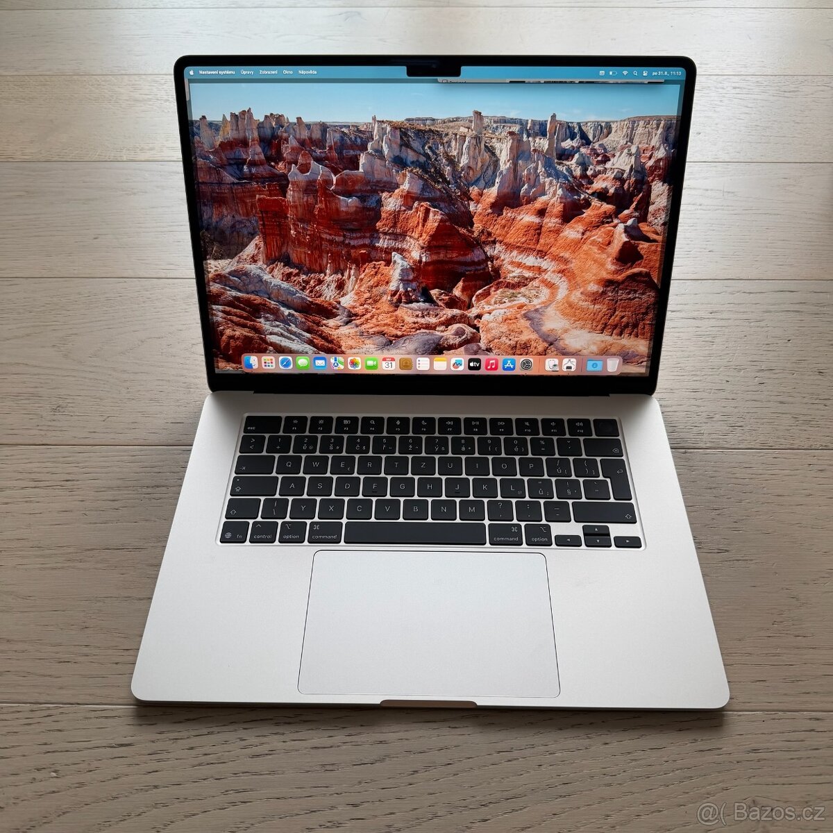 NOVÝ APPLE MACBOOK AIR 15" M4/16GB/256GB/BATERIE 100%