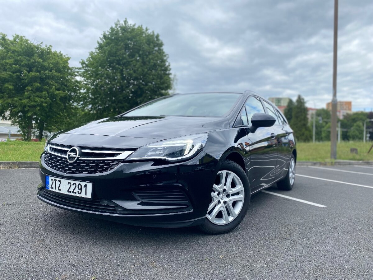 Opel Astra Sports Tourer 1.6 100kw - NOVÁ STK