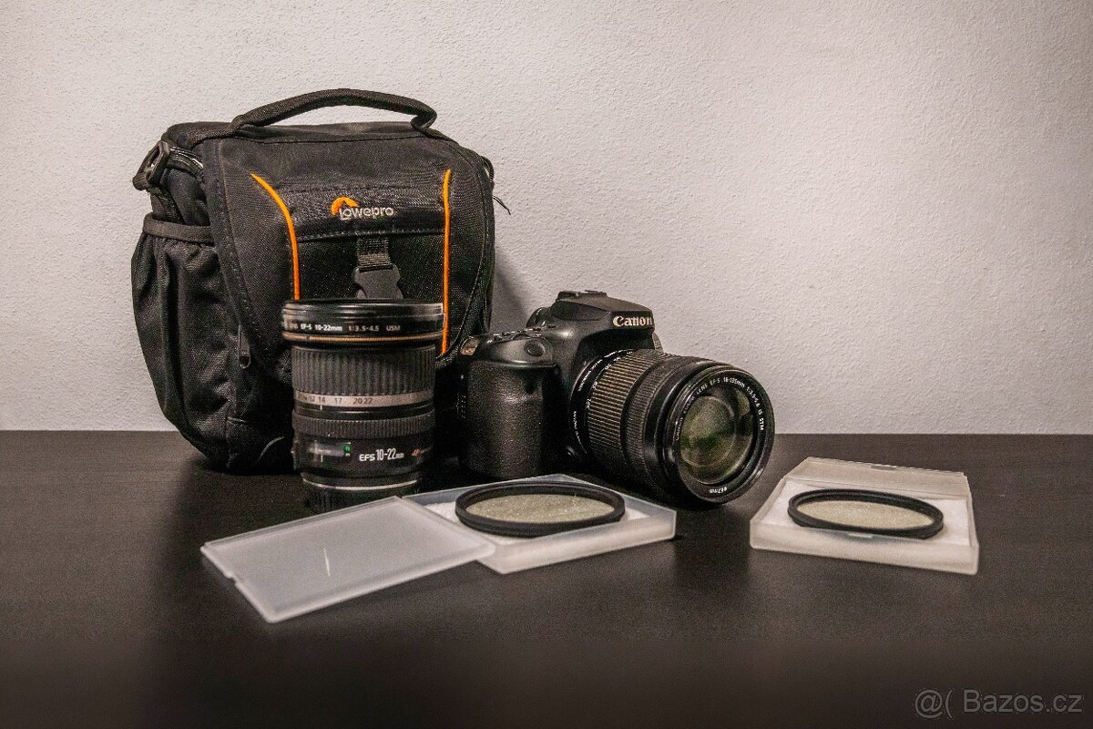 Canon 90D + objektivy a další příslušenství