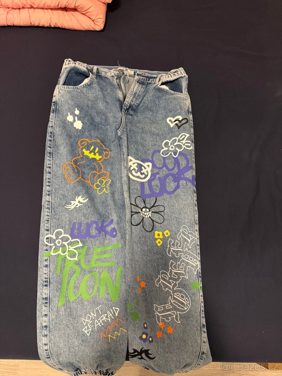 Bershka dziny