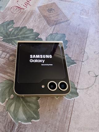 Prodej Samsung Galaxy Z flip 6 512 gb