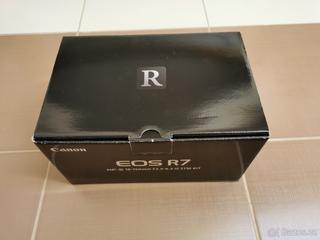 CANON R7
