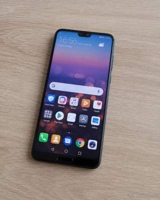 Huawei P20 128 GB Black – pěkný a funkční telefon