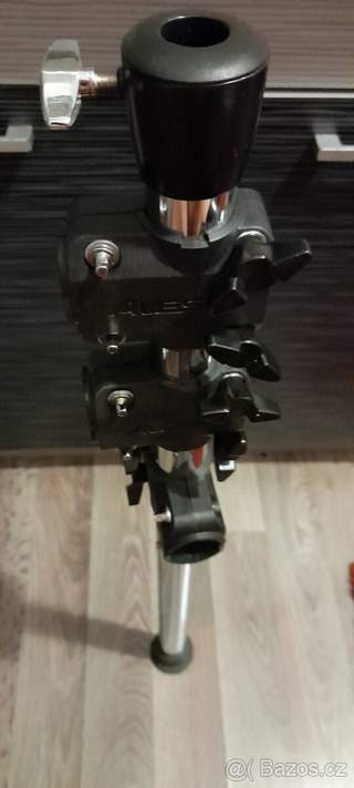 alesis