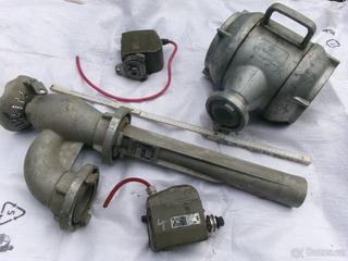 prodám různé hasičské vybavení, autosoučástky, plechové nádr