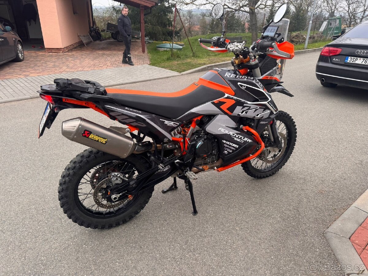 KTM 790 Adventure R – stav nové moto (8000km), podvozek
