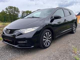 HONDA CIVIC 9G 1.6i-DTEC,2014,KLIMA,ALU,ESP,PDC,TAŽNÉ,KRÁSNÝ