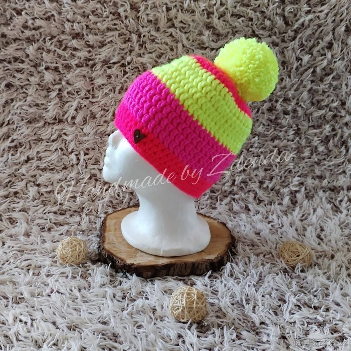 Kulich NEON holka