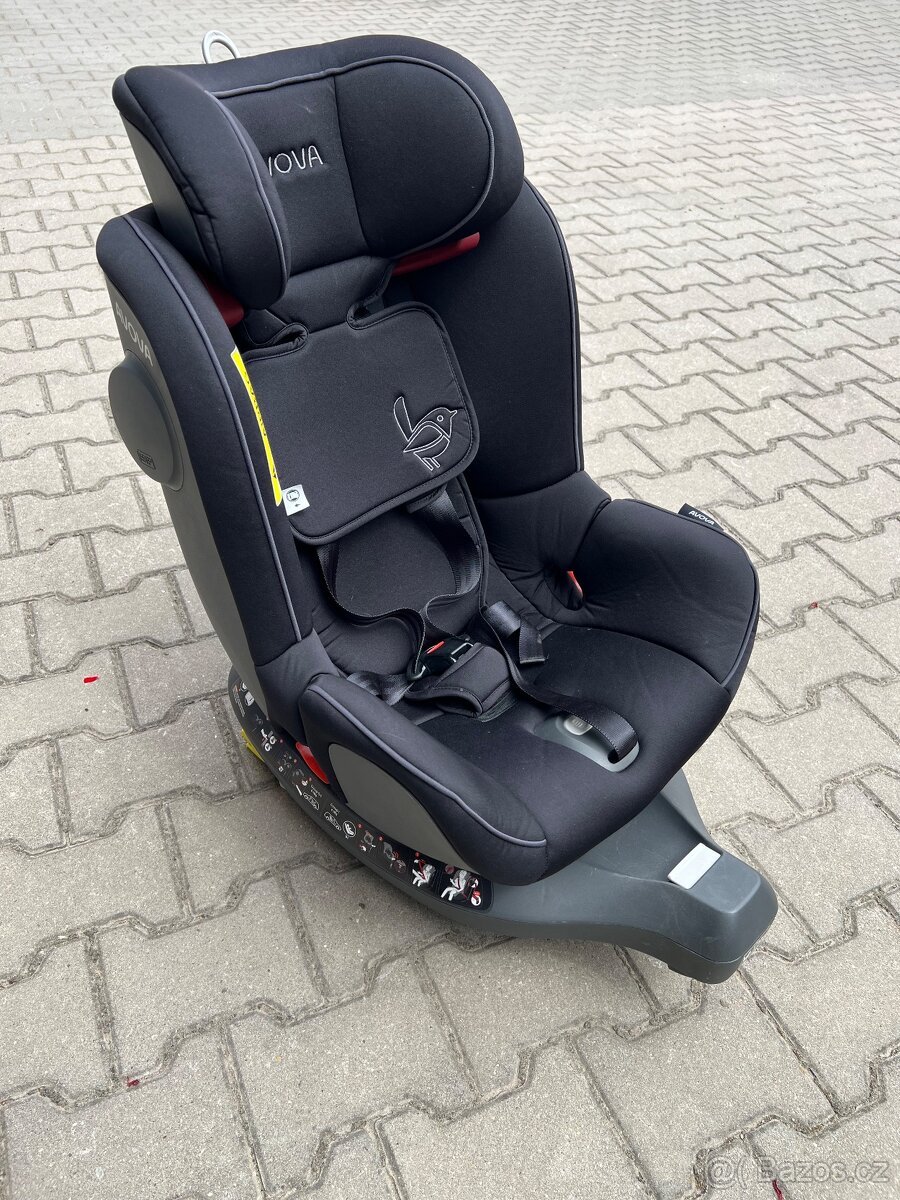 AVOVA Swan-Fix i-Size 360° | jako nová | 1. majitel
