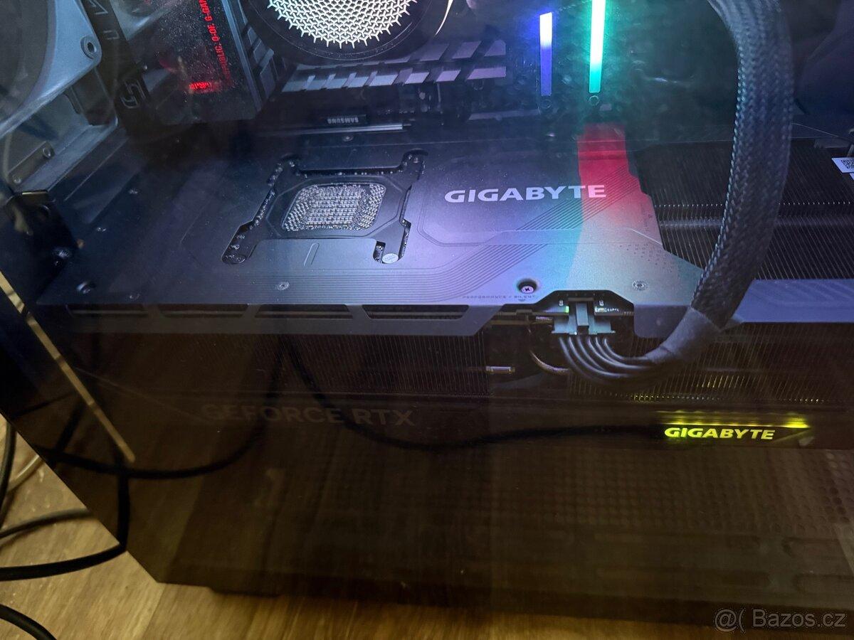 Gigabyte RTX5090 gaming OC