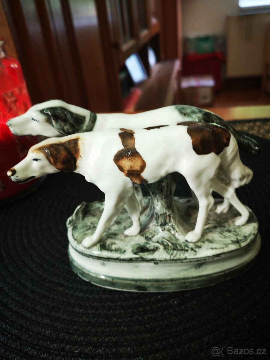porcelánové sošky zvířat